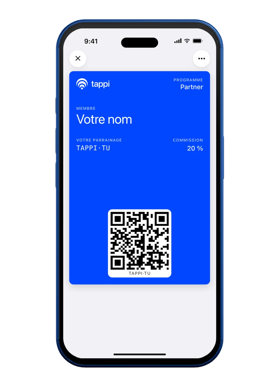 Un iPhone affichant Apple Wallet avec la carte TAPPI Partner